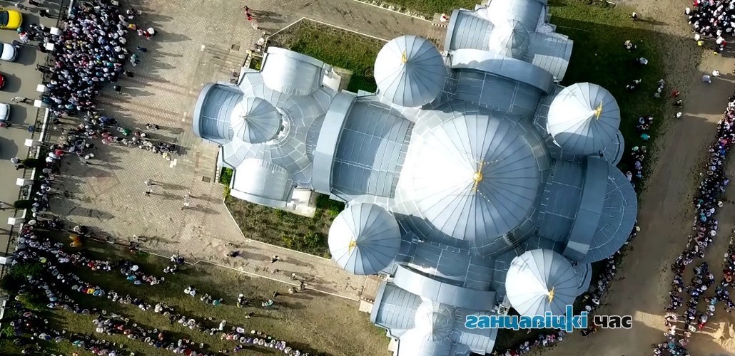 У православных - Воздвижение Креста Господня. Главные запреты и что нужно обязательно сделать в этот день