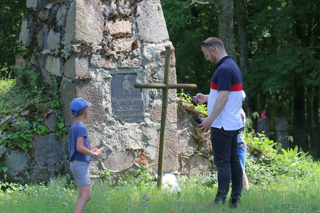 Капліцы Яленскіх