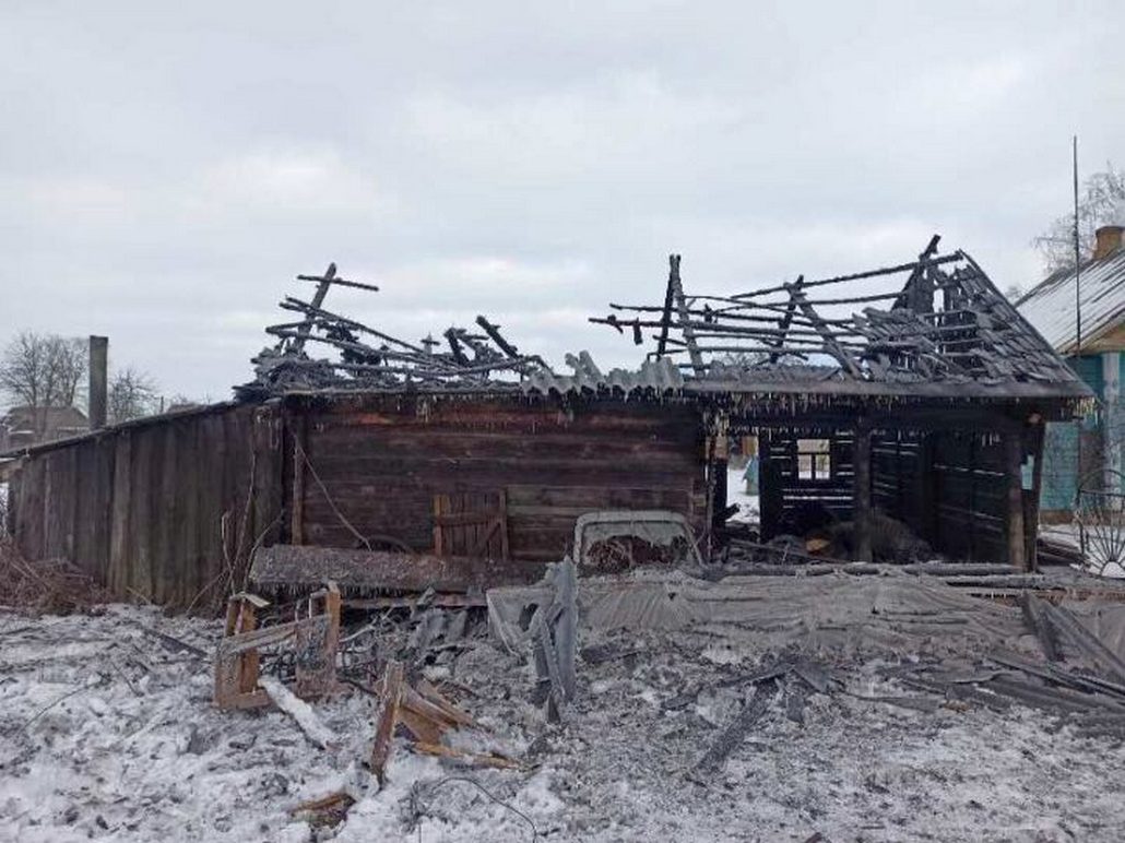 В деревне Локтыши Ганцевичского района горела хозпостройка