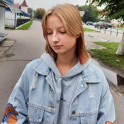 ВІКТОРЫЯ ЛОСЬ