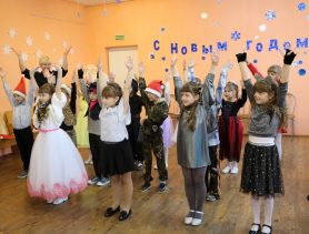 На новогодние утренники не пустят родителей?