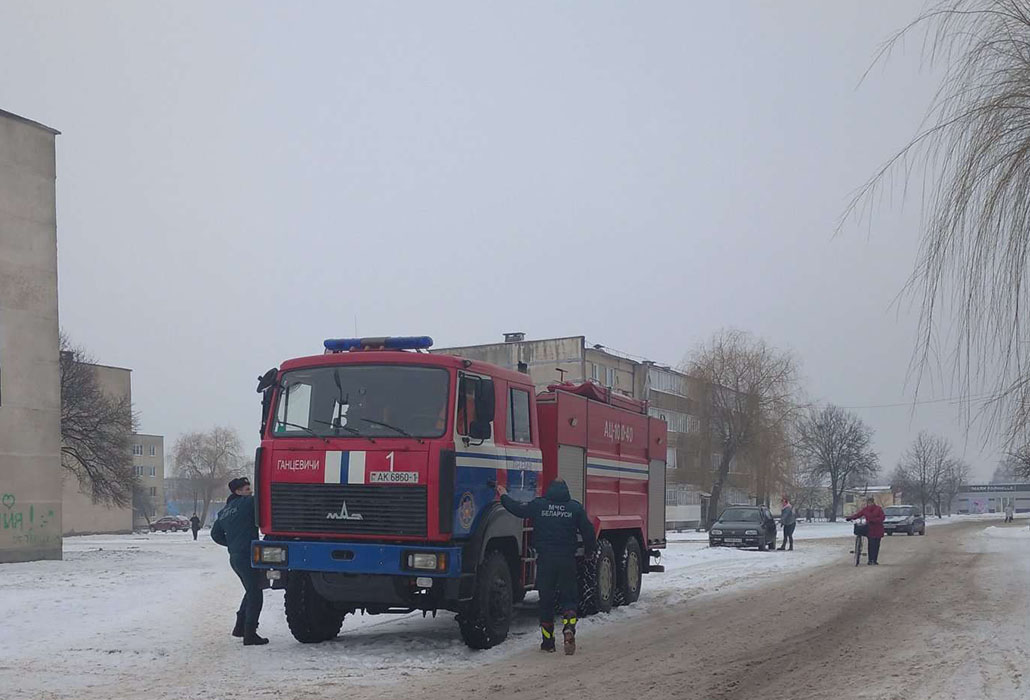 В Ганцевичах спасатели и скорая выехали не на пожар