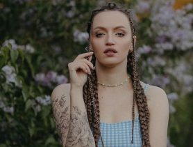 Творческая Катя: экономист из Ивацевичей создает свой бренд одежды