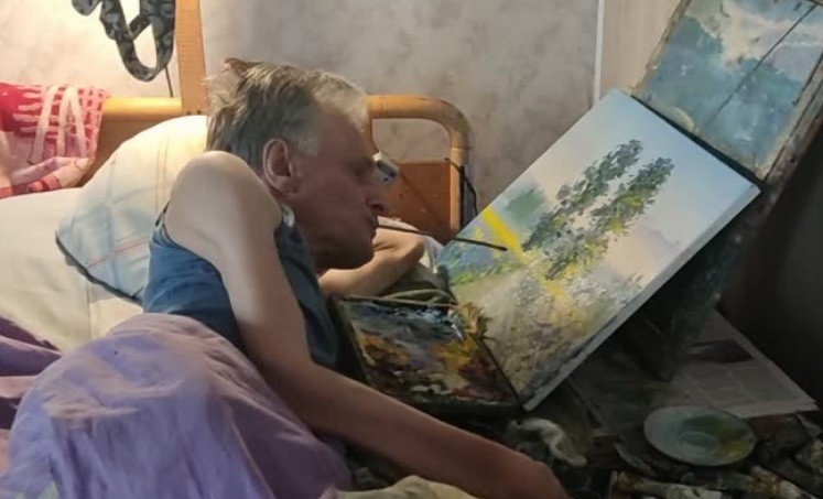 Вось так Анатоль Галушка працуе над чарговай карцінай