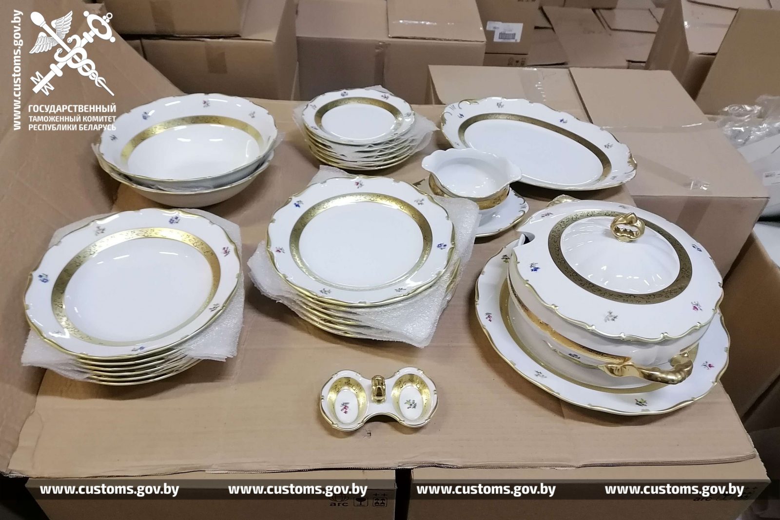 Праз мяжу у Брэсце везлі посуд, кошт якога быў заніжаны ў 30 разоў  