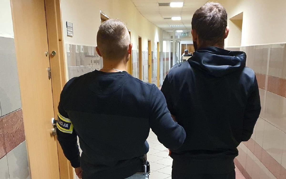 Польше