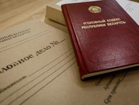 Главный бухгалтер из Баранович на протяжение четырёх лет похищала деньги у фирмы