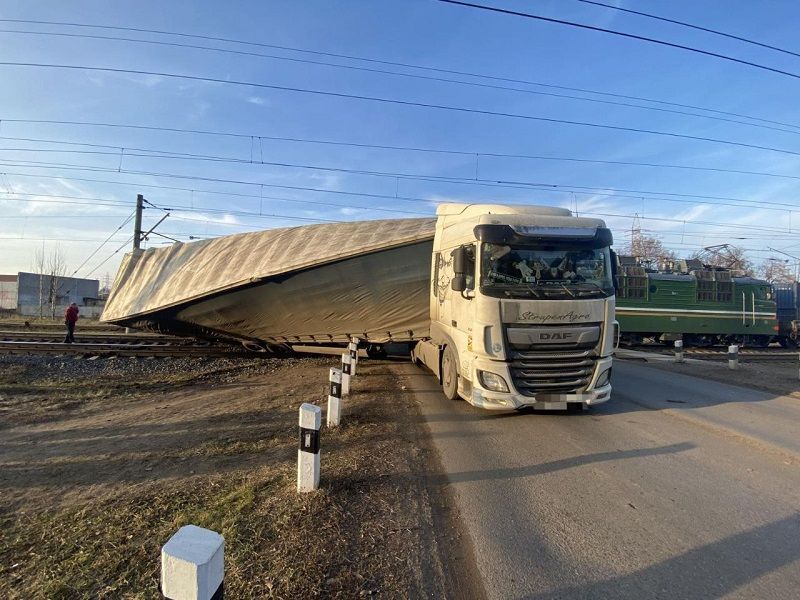 ДТП с поездом и фурой