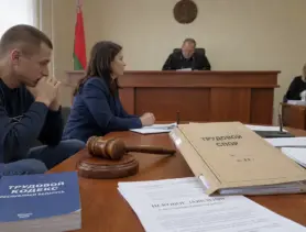 Суд обязал нанимателя выплатить выходные пособия 9 уволенным работникам Минщины