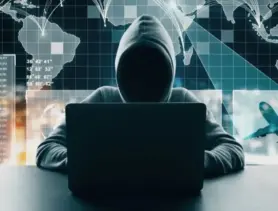 Мошенники убедили минского пенсионера продать квартиру