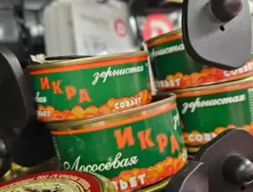 В Молодечно покупатели сравнивают цены на икру