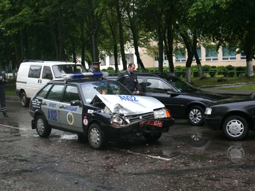 Аварыя з міліцэйскай машынай