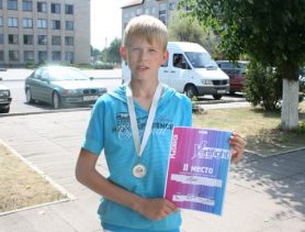 Сын –  танцор, а спонсар – маці