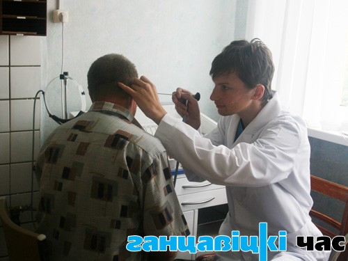 Врач-отолоринголог Егор Отчик закончил Гомельский государственный медицинский университ по специальности “Лечебное дело”