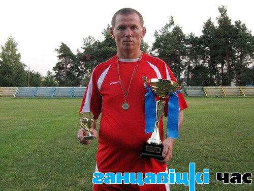 Кроме кубка и золотых медалей чемпионата района Андрей Железный получил также приз как лучший судья данных соревнований
