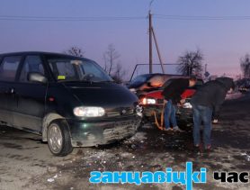 В аварии “Ауди” врезалась в “Серену”