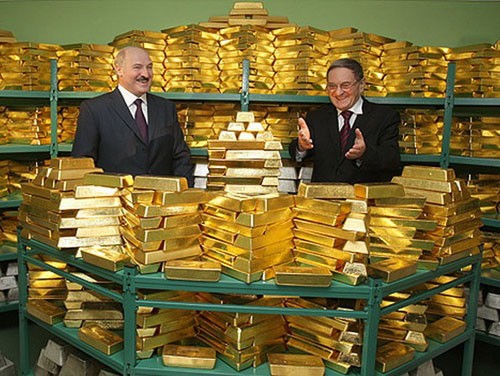 Золотовалютные резервы снизились еще на 427 млн долларов