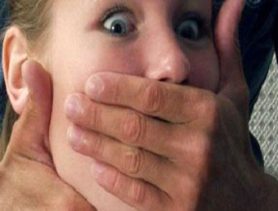 Слесарь подозревается в действиях сексуального характера со школьницей