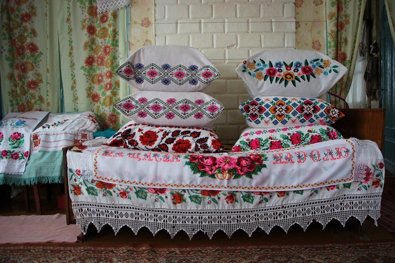 вышыванкі майстрыхі