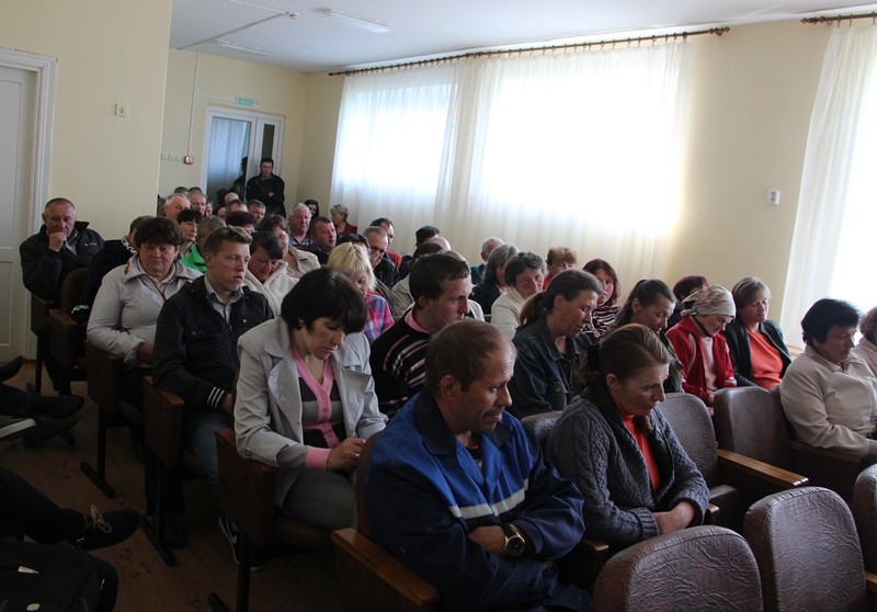 Голосование за увольнение председателя СПК Крышиловичи – никто не поднял руки