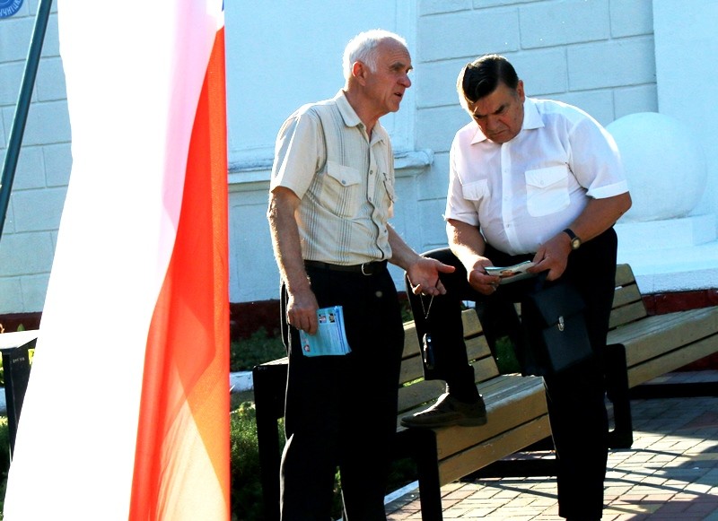 Былы тройчы дэпутат парламента Аляксандр Свірыд вывучае ўлётку Таццяны Малашкевіч