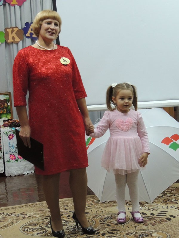 Оксана Ивановна Куприяник с внучкой