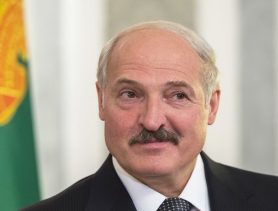 Декрет о тунеядцах не отменят, но пока можно не платить