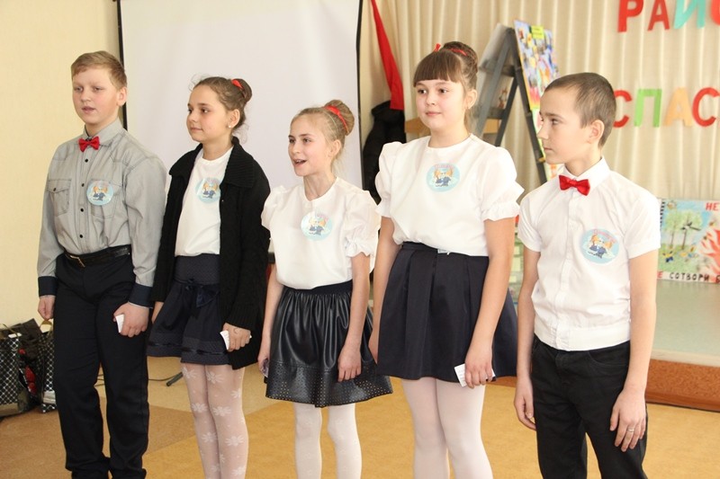 Команда Іскры из Хотыничской СШ