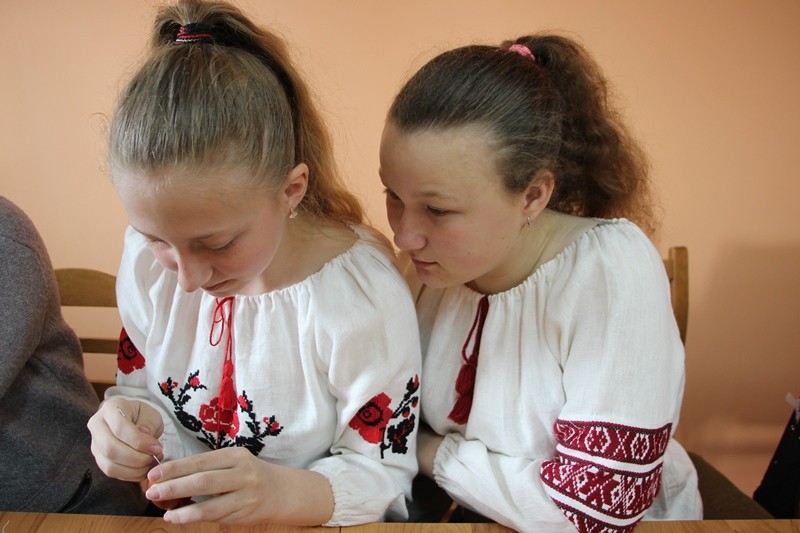 Яшчэ адна тэхніка стварэння велікоднага яйка - шкрабанка