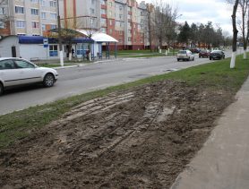 Порыв на ул. Октябрьской в Ганцевичах починили