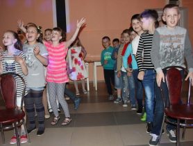 В Ганцевичах выпускников начальной школы в следующий класс перевела фея