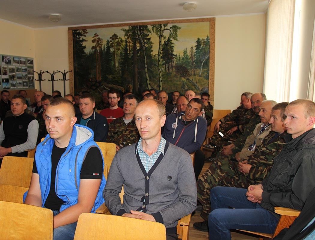 Торжественное награждение мелиораторов состоялось в актовом зале предприятия.