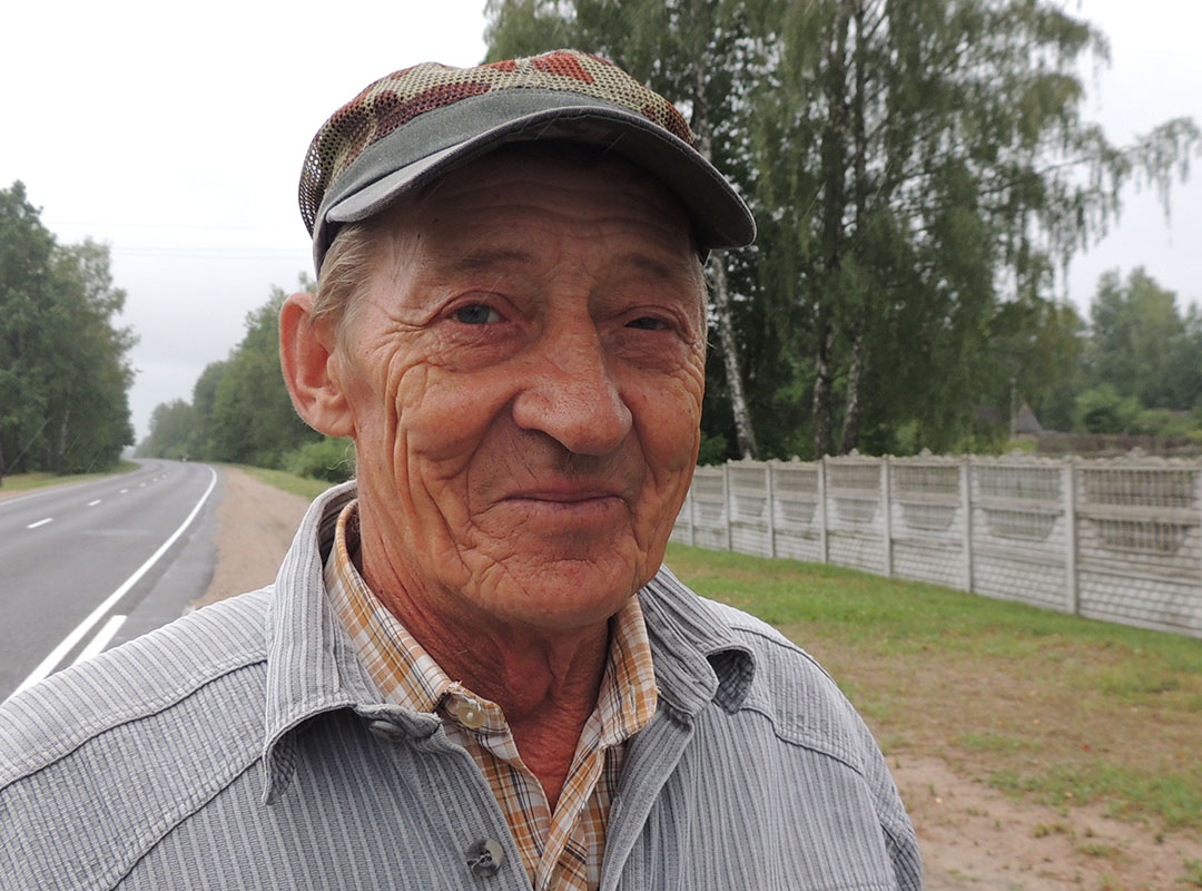 Житель Люсино Николай Радецкий