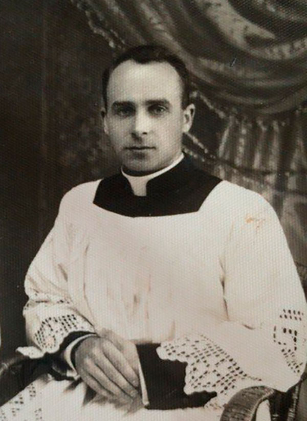 Ксёндз-настаўнік Вацлаў Пянткоўскі. Фота з сайта http:// old.catholic.by