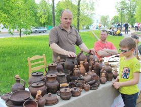 Ганцавіцкі ганчар Віталь Шэпялевіч стаў народным майстрам