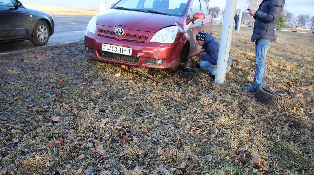 ДТП возле АЗС в Ганцевичах