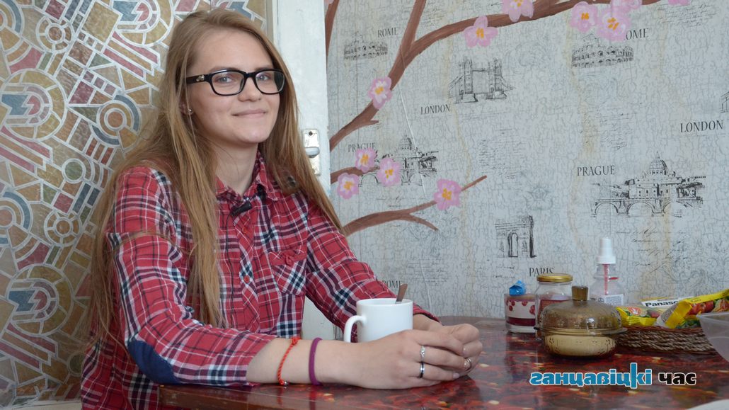 Дарья Ильюхина с головой окунулась в другую жизнь: новый коллектив, обязанности и ответственность, бытовые хлопоты, зарплата и жилье.