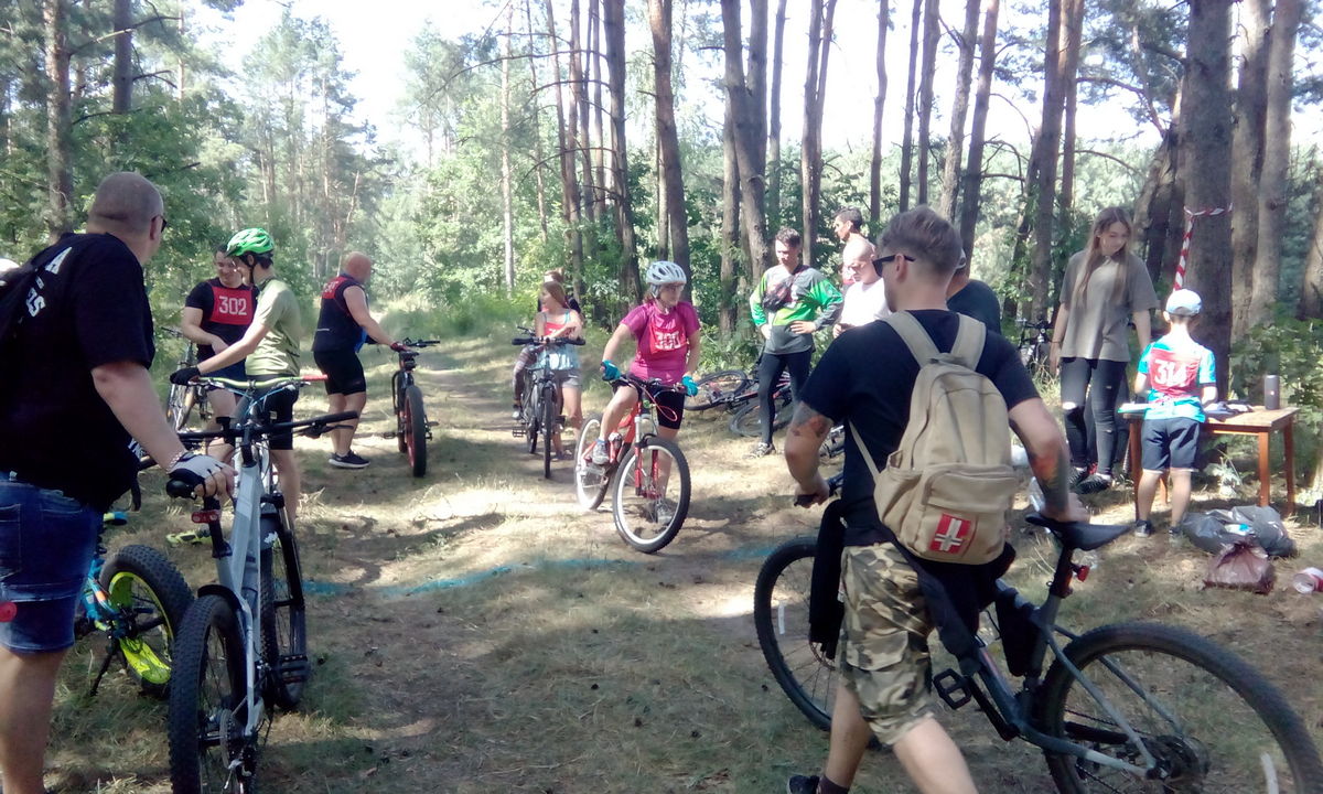 Семейная чета покорила трассу в урочище Горки в Ганцевичах