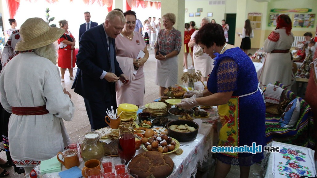 Як у Ганцавічах праходзіла жнівеньская канферэнцыя настаўнікаў і што на ёй абмяркоўвалі