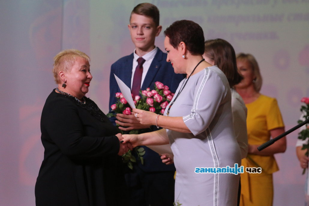 3 октября в городском Доме культуры прошло торжественное мероприятие, посвященное Дню учителя
