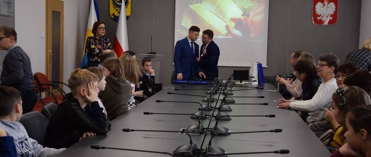 Школьники и педагоги из Ганцевичей на каникулах навестили Нову-Суль