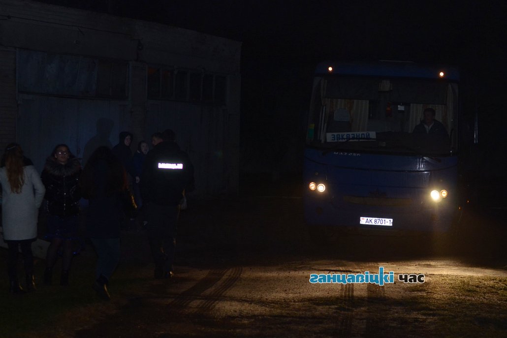 В Ганцевичах отправили последнюю партию новобранцев осеннего призыва к местам службы, 27 ноября 2019 года