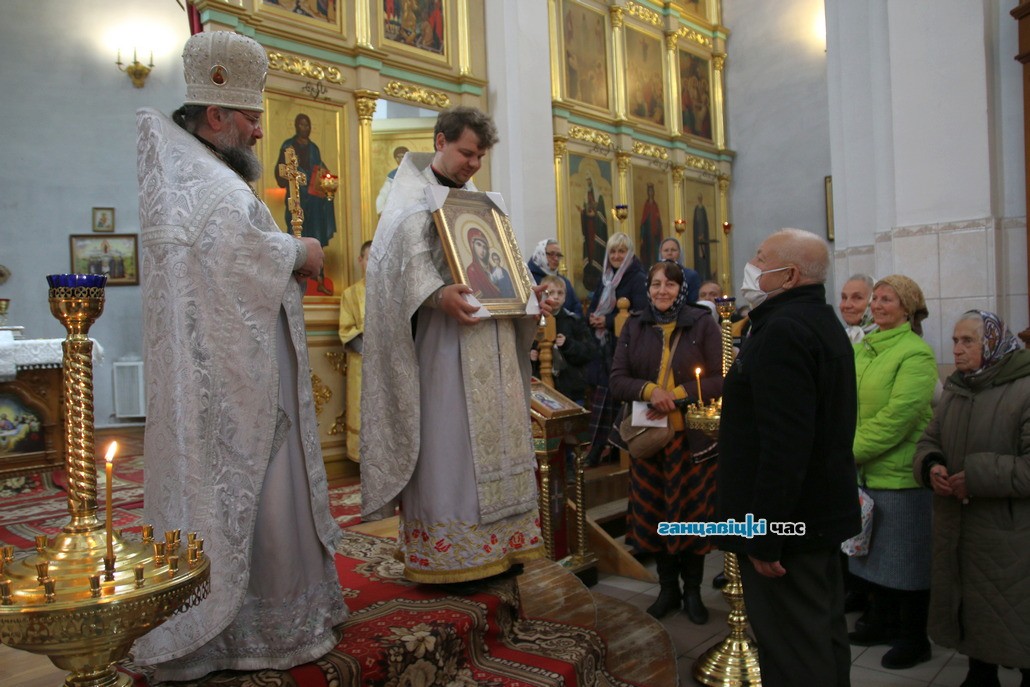 Молодой священник Виталий Устимчук покидает Ганцевичи