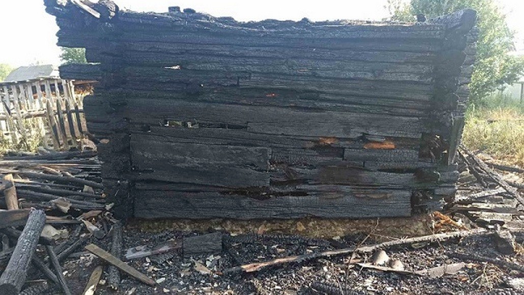 В деревне Борки Ганцевичского района сгорела хозпостройка
