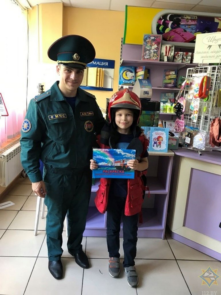 Ганцевичские спасатели проводят акцию «В центре внимания – дети!»